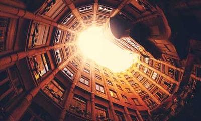 短视频平台的推荐算法对青少年心理健康的影响 - 学术研究文章配图